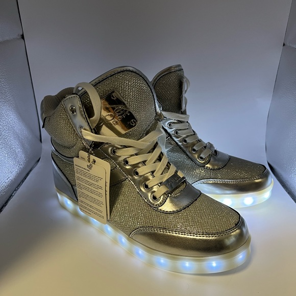 NWT Bebe Flash Silver Metallic Light Up High Top Sneakers - Picture 9 of 12